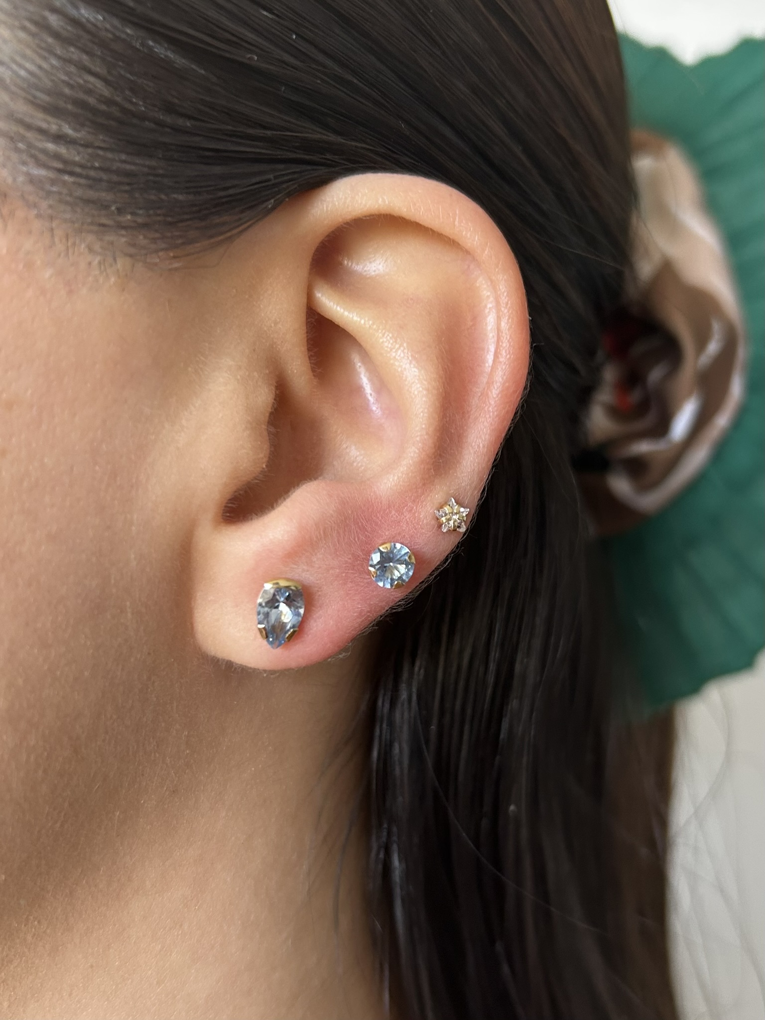 aros de oro con circón